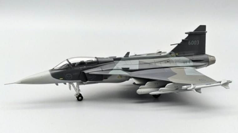 【予約商品】SAAB JAS-39A グリペン スウェーデン空軍 6003 1/72 (AV20251108) [AV72-43-010]