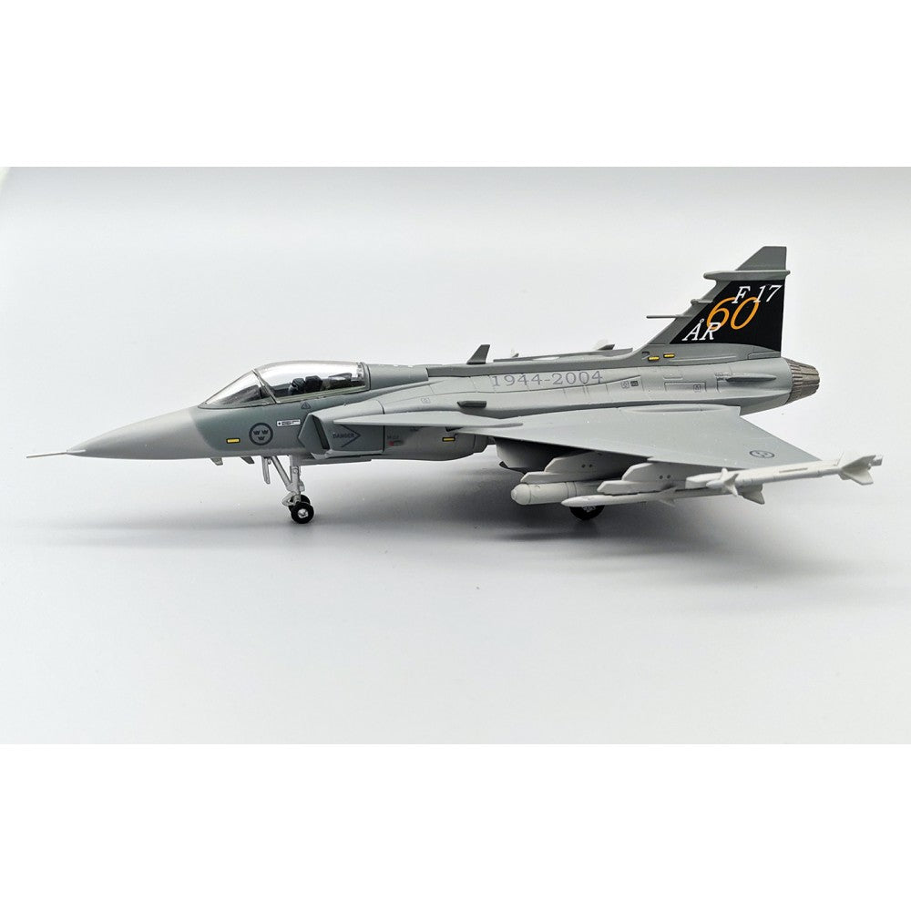 JAS-39A SAAB グリペン  スウェーデン空軍  「エアショー」 F72  1/72 [AV72-43-006]