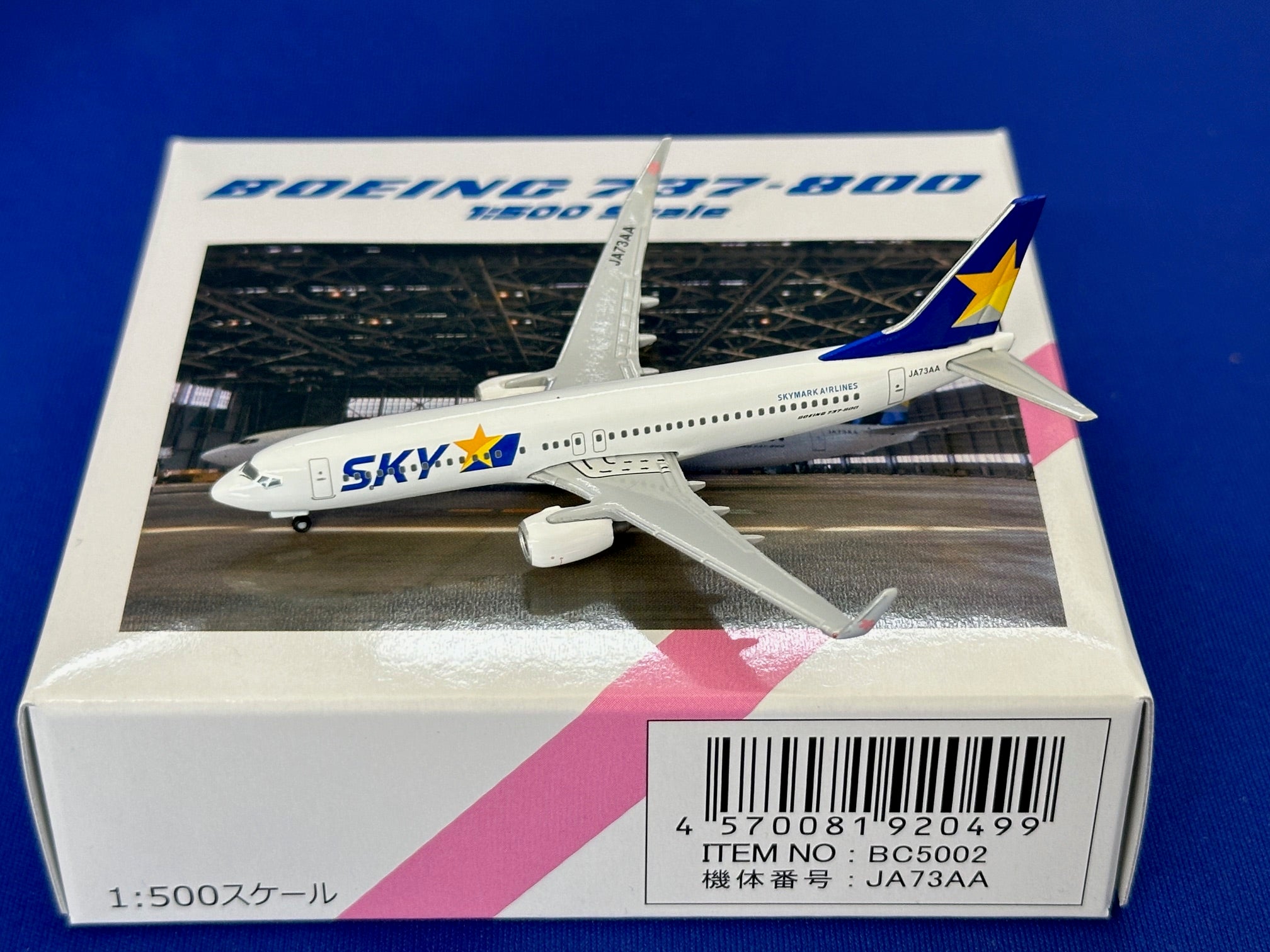 B737-800w SKYMARK AIRLINES JA73AA Sakura 1/500 [BC5002]