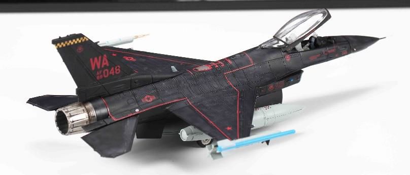Calibre Wings F-16C Block42 アメリカ空軍 第64アグレッサー