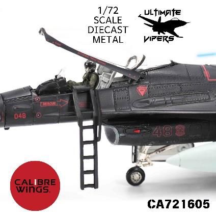 F-16C Block42 アメリカ空軍 第64アグレッサー飛行隊「Wraith」 89-2048 1/72 [CA721605]