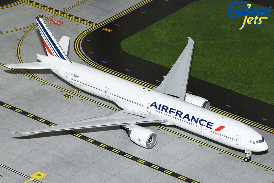 AIR FRANCE 1/200 777-300ER プラモデル 航空機 新品 Gemini200 【お取り寄せ】777-300ER エールフランス F-GZNH 1/200