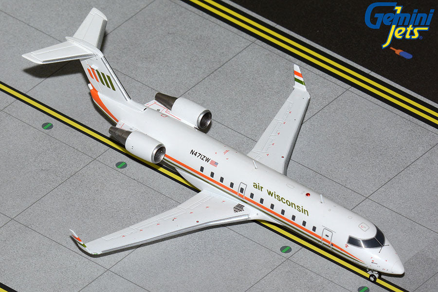 CRJ200LR 威斯康辛航空「復古塗裝」 N471ZW 1/200[G2AWI1244] 