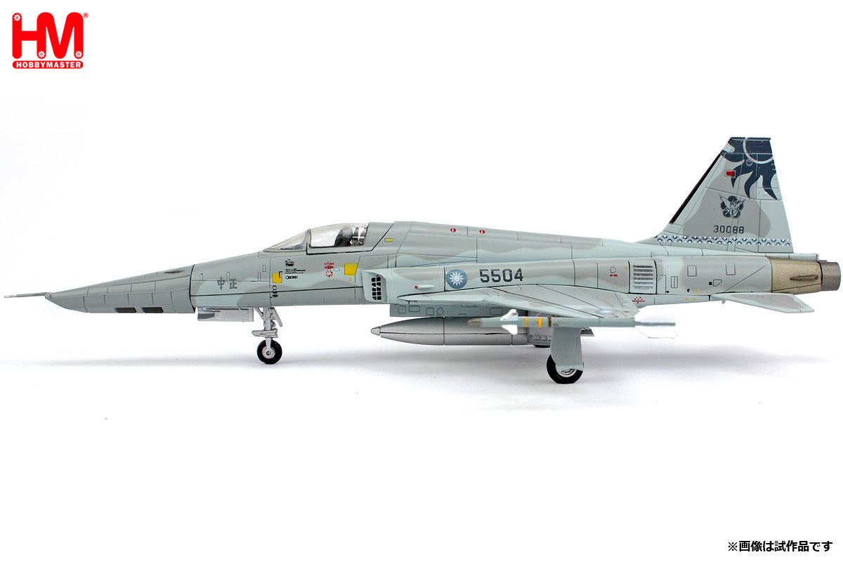 【予約商品】RF-5E 中華民国空軍  「ROCAF Farewell」  花蓮基地  2025年 5504 1/72 (HM20251006) [HA3344]