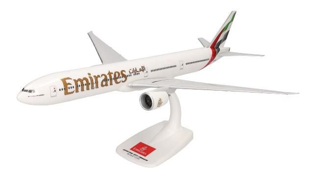 [Pre-order item] 777-300ER Emirates Airlines "new 2023 colors" A6-ENV 1/200 (HE20241109) [614306] 