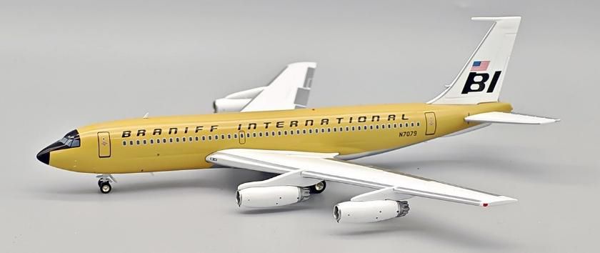 【予約商品】720-027 SuperJet ブラニフ航空 「Beige」 N7079 1/200 (IF20251216) [IF720BN0825]