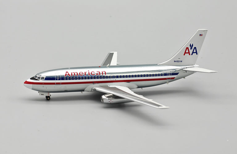 【予約商品】737-200 アメリカン航空 ※ポリッシュ仕上げ N4501W 1/200 (IF20250806) [IF732AA0925P]