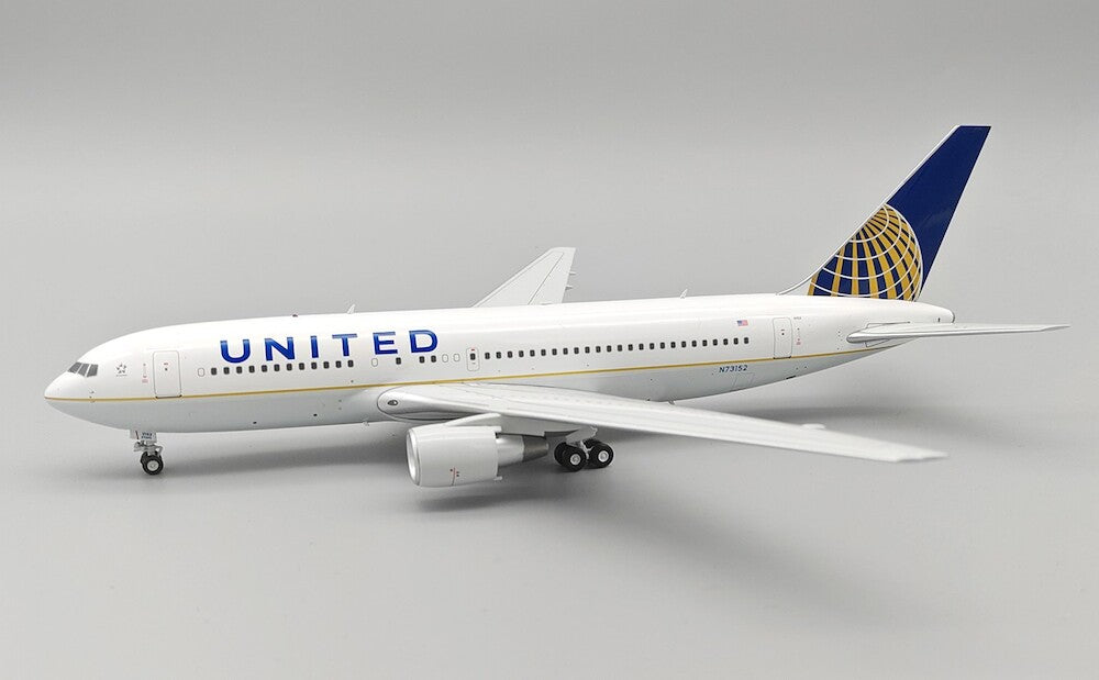 1/200 A321-200 エアプサン HL8072 [611527] SNAP FIT/スナップ
