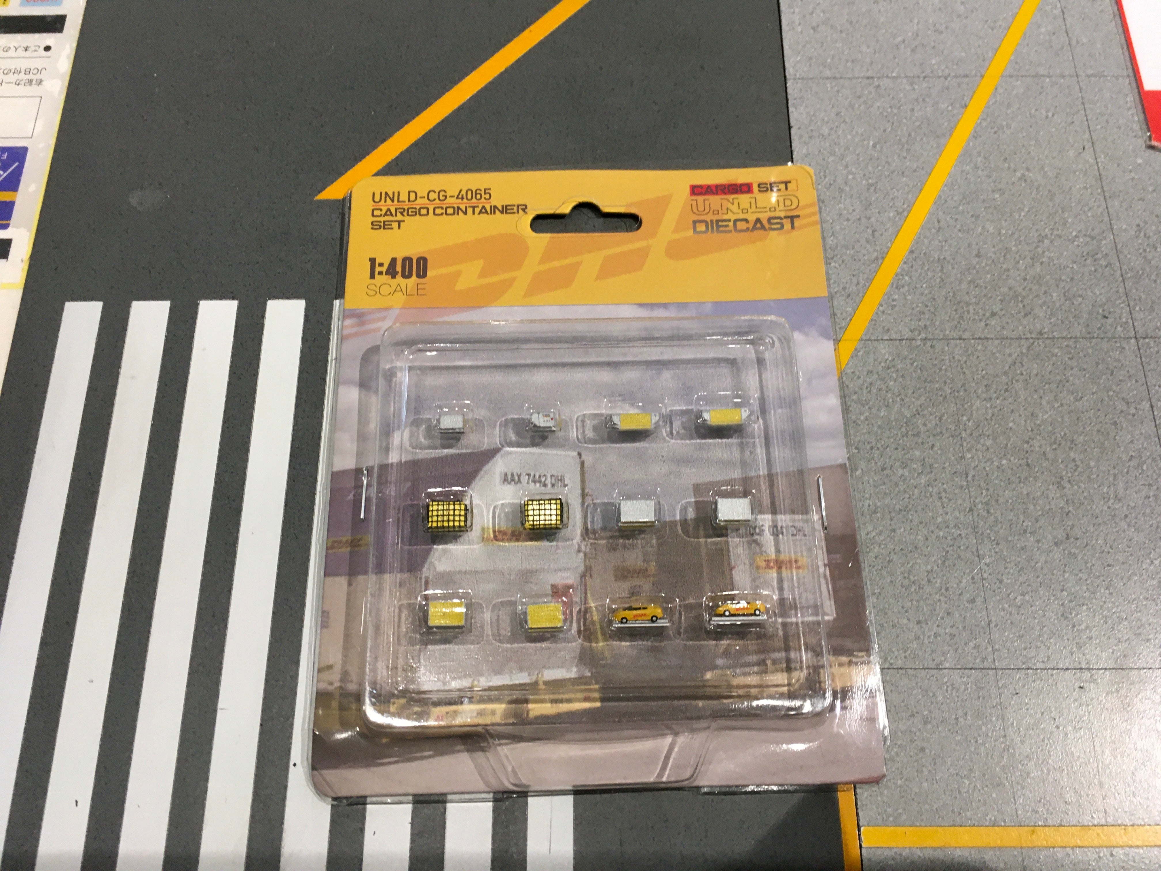 旅客機8機まとめ売り JC Wings 航空コンテナ セット DHL 1/400[UNLD-CG-4065]