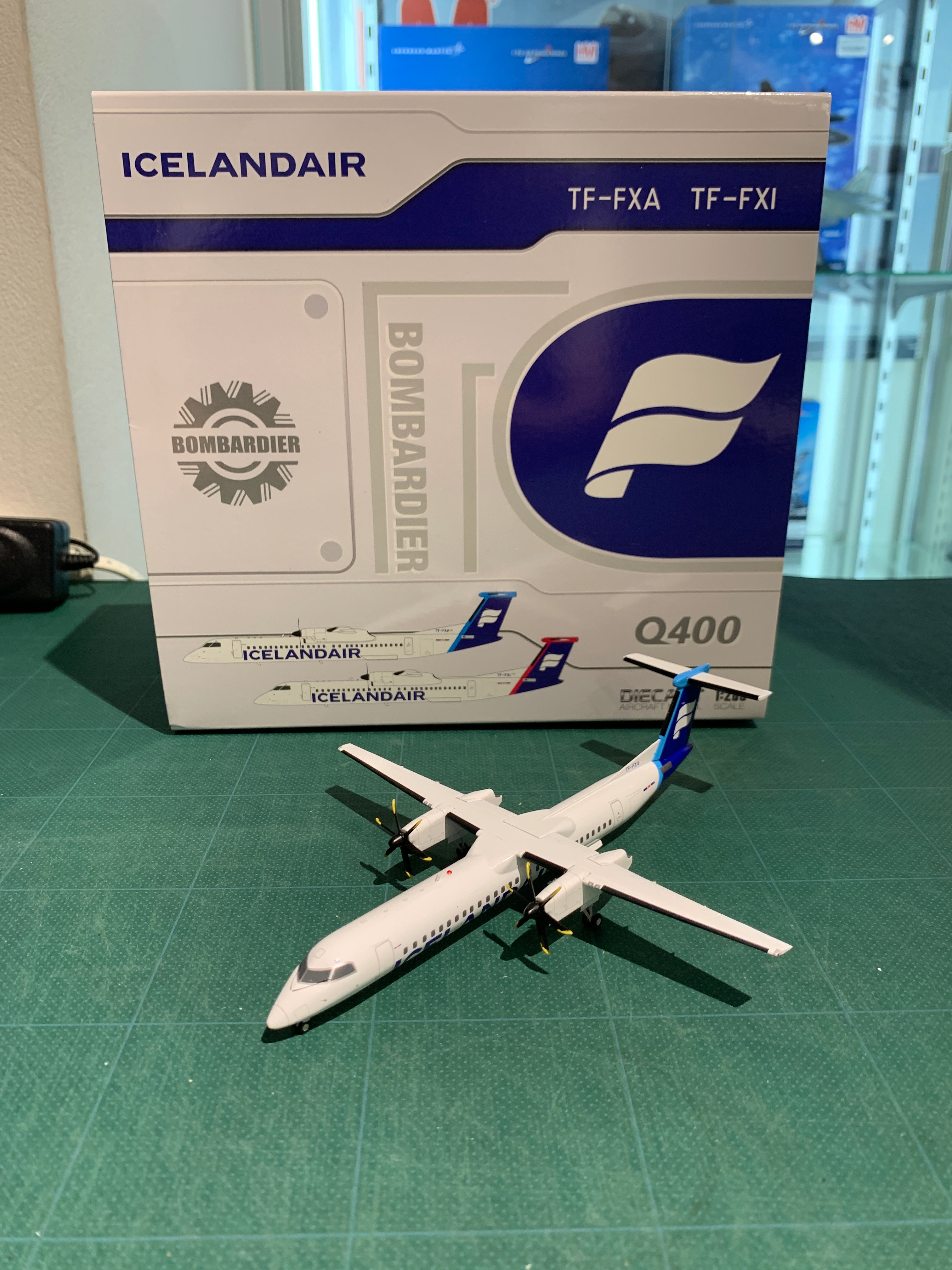 JC Wings Dash 8- Q400 アイスランド航空 TF-FXA 1/200 [XX20425]