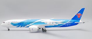 【予約商品】787-9 中国南方航空 「Wings of Dream」 B-1242 1/200 (JC20260526)［LH2353］