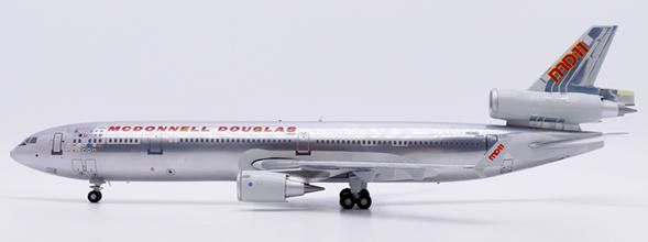 【予約商品】MD-11 マクドネル・ダグラス ハウスカラー ※ポリッシュ仕上げ N111MD 1/200 (JC20260726)［LH2484］