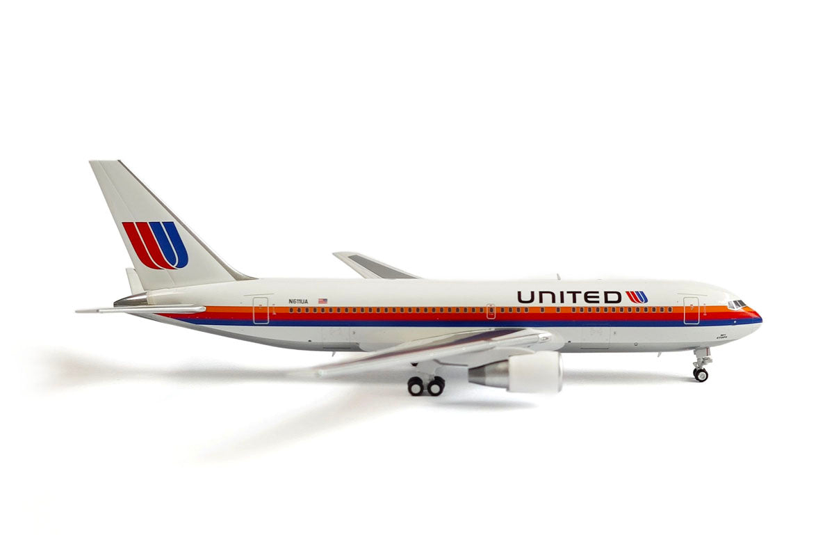 【予約商品】767-200ER ユナイテッド航空 N611UA 1/400 (MC20260122) [MCV400007]