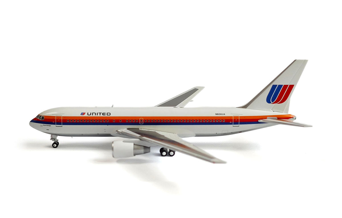 B767-200 ユナイテッド航空 N606UA 1/400 [MCV400019]