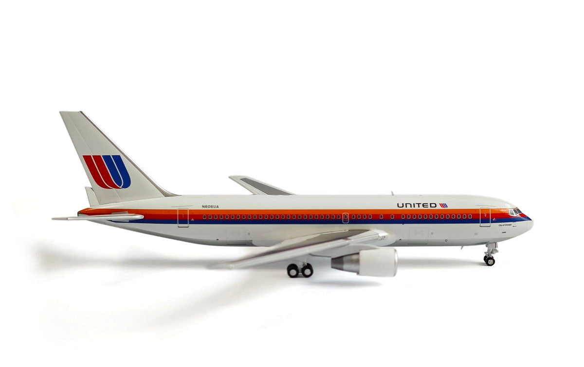B767-200 ユナイテッド航空 N606UA 1/400 [MCV400019]