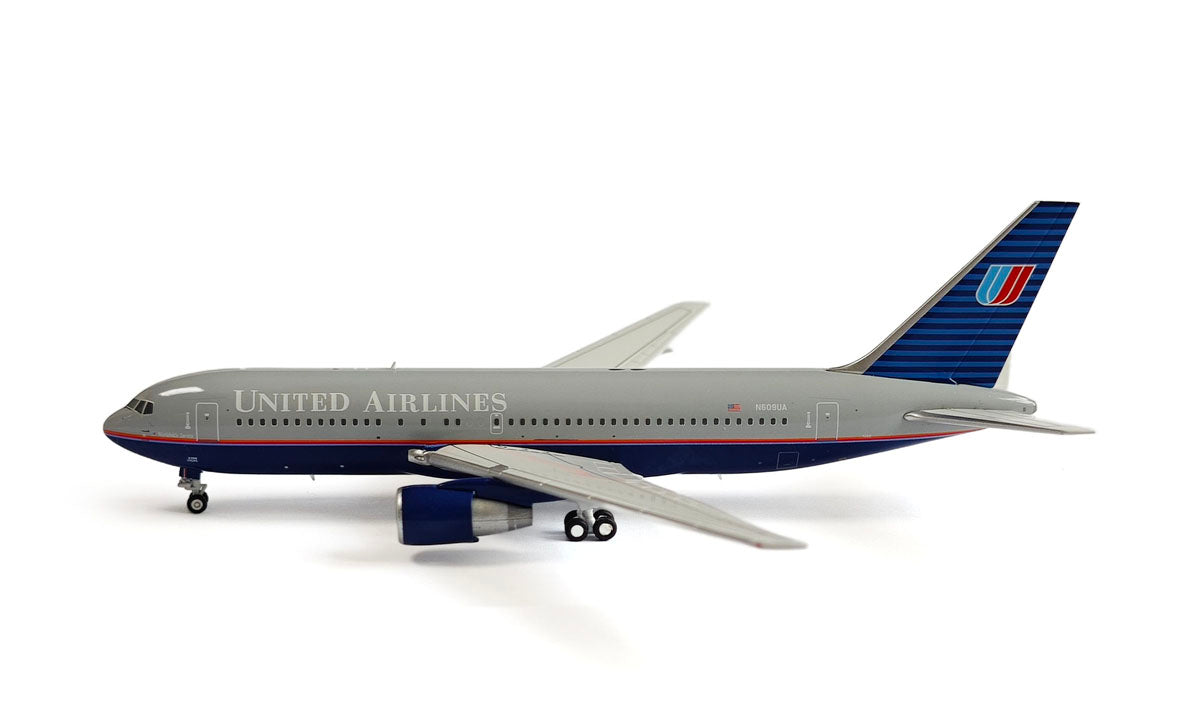 B767-200ER ユナイテッド航空 N609UA 1/400 [MCV400020]