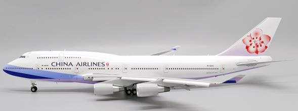 [Pre-order item] 747-400 China Airlines *Flap down model B-18215 1/200 (JC20250124) [XX20092A] 