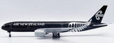 777-200ER ニュージーランド航空 All Blacks with White Nose ZK-OKH 1/200 [XX2280]