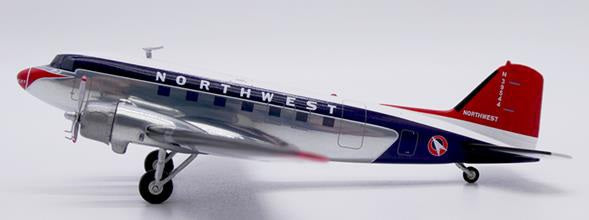 【予約商品】DC-3 ノースウエスト航空 "Polished" N39544 1/200 (JC20240530) [XX2382]