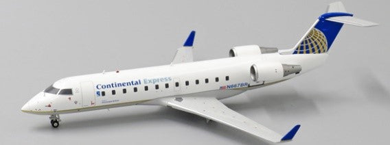【予約商品】CRJ-200ER コンチネンタル・エクスプレス (シャトーカ航空)　N667BR　1/200 (JC20240129) [XX2653]