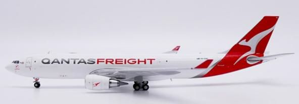 【予約商品】A330-200(P2F) カンタス・フライト VH-EBE 1/400 (JC20250627) [XX40247]