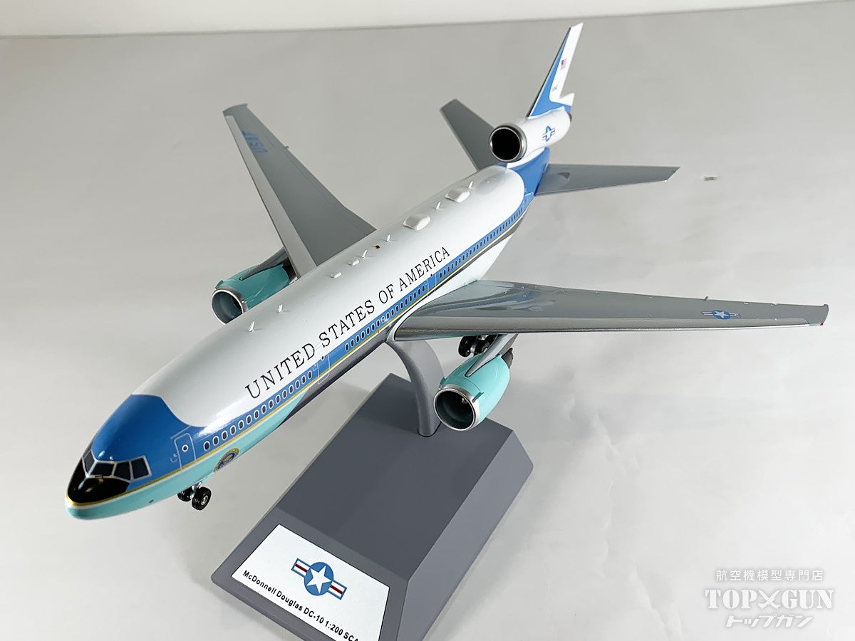DC10-40 エアフォースワン ※ポリッシュ仕上げ 11040 1/200 [B-104-USAF-P]