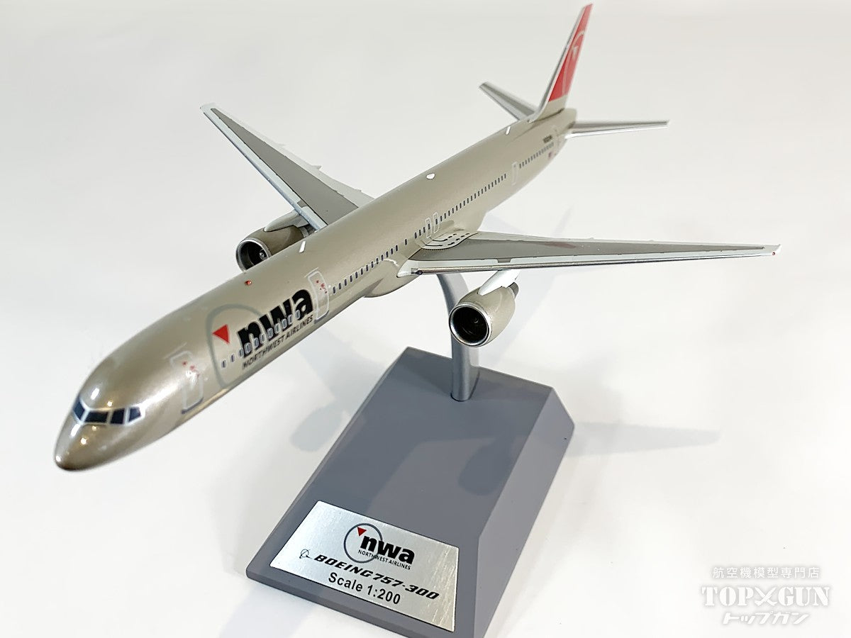 B757-300 ノースウエスト航空 N592NW 1/200 [B-753-NW-592]