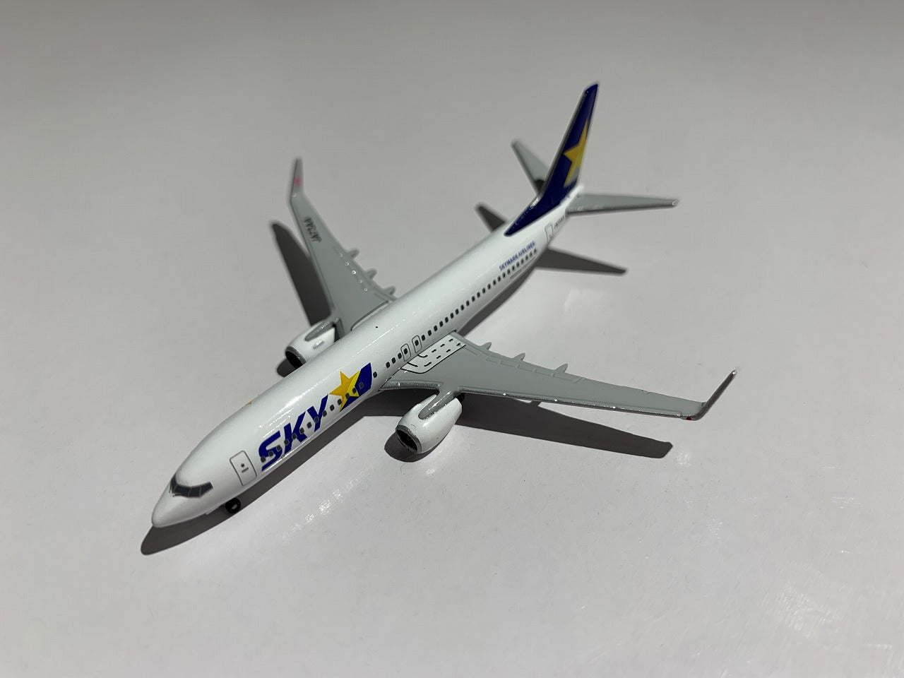 B737-800w SKYMARK AIRLINES JA73AA Sakura 1/500 [BC5002]