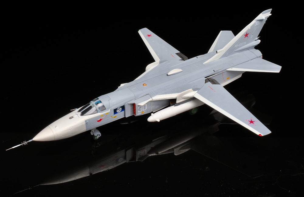 Su-24MR (reconnaissance type) "Fencer-E" Russian Navy #30 1/72 [CA722411]