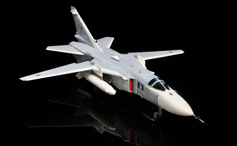 Su-24MR (reconnaissance type) "Fencer-E" Russian Navy #30 1/72 [CA722411]