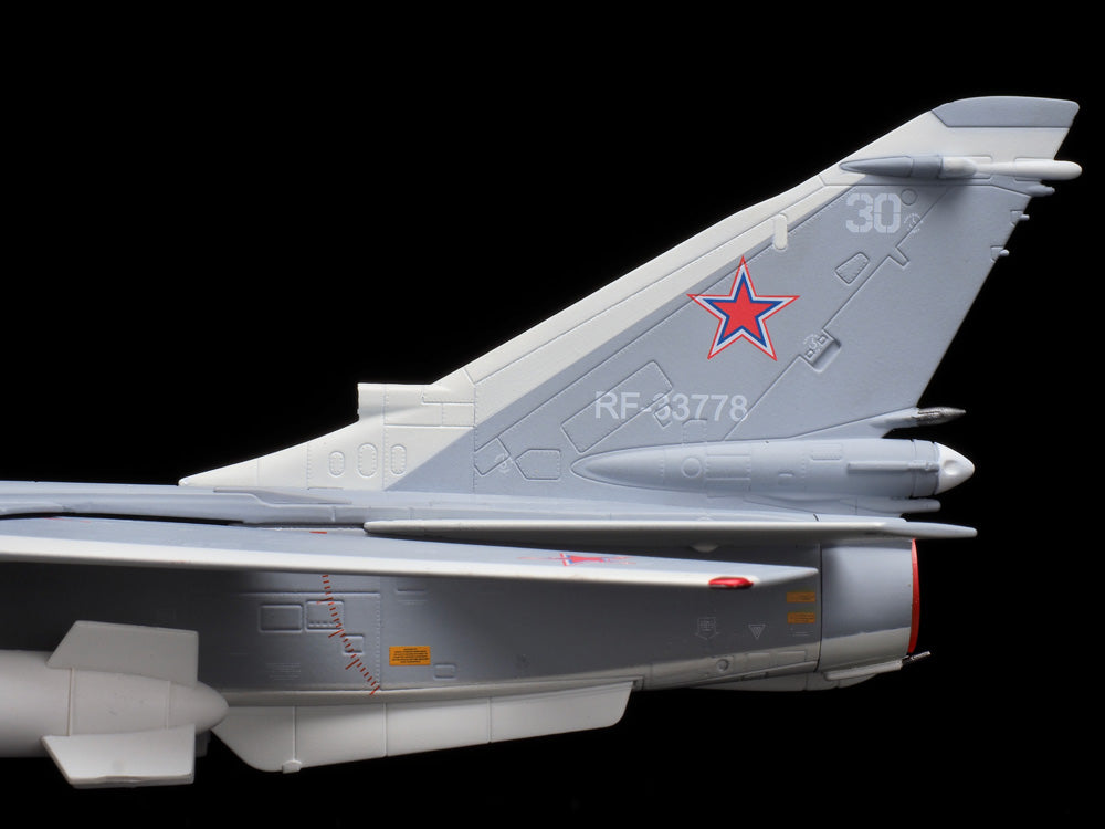 Su-24MR (reconnaissance type) "Fencer-E" Russian Navy #30 1/72 [CA722411]