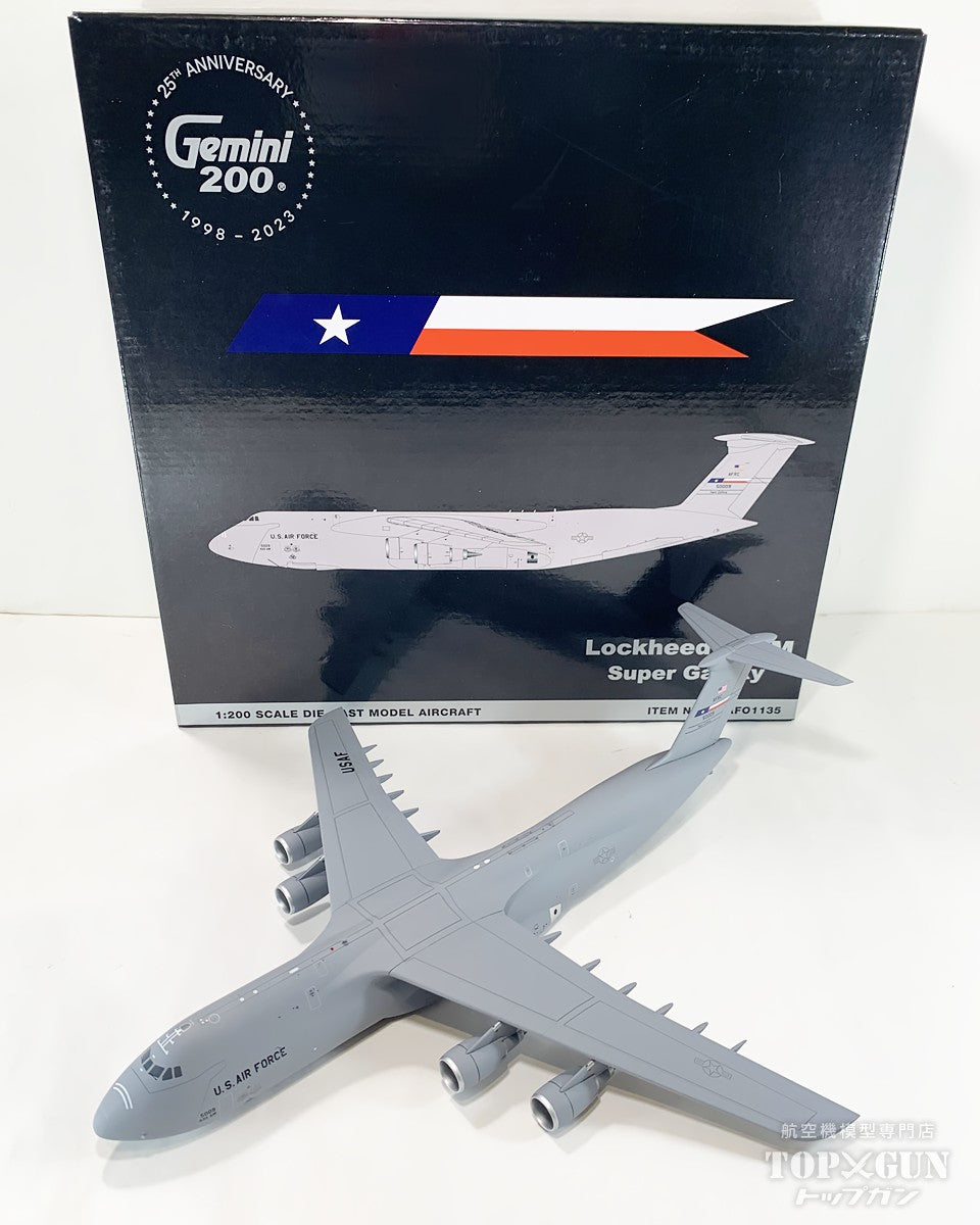 C-5M US Air Force Lackland Air Force Base 85-0009 1/200 [G2AFO1135] 