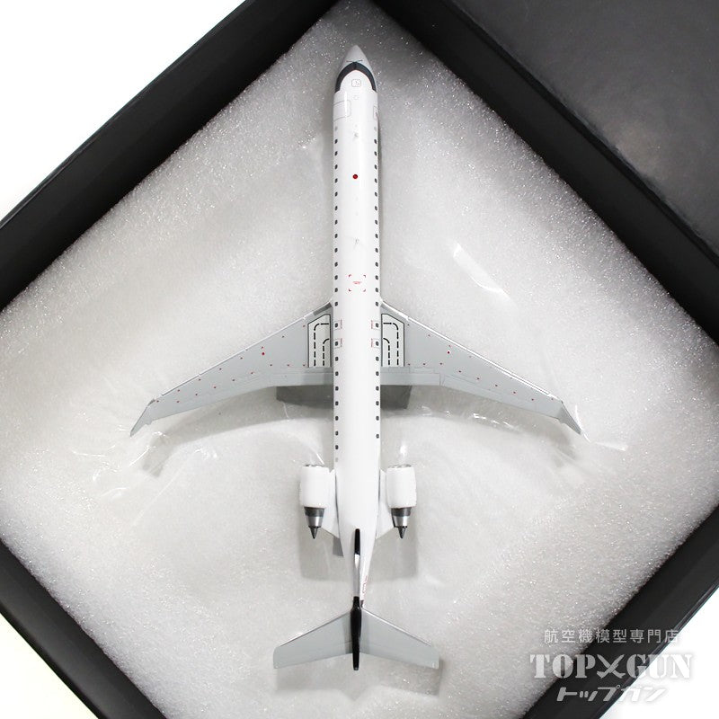 CRJ-900ER メサ航空（アメリカ） N942LR 1/200 [G2ASH1186]