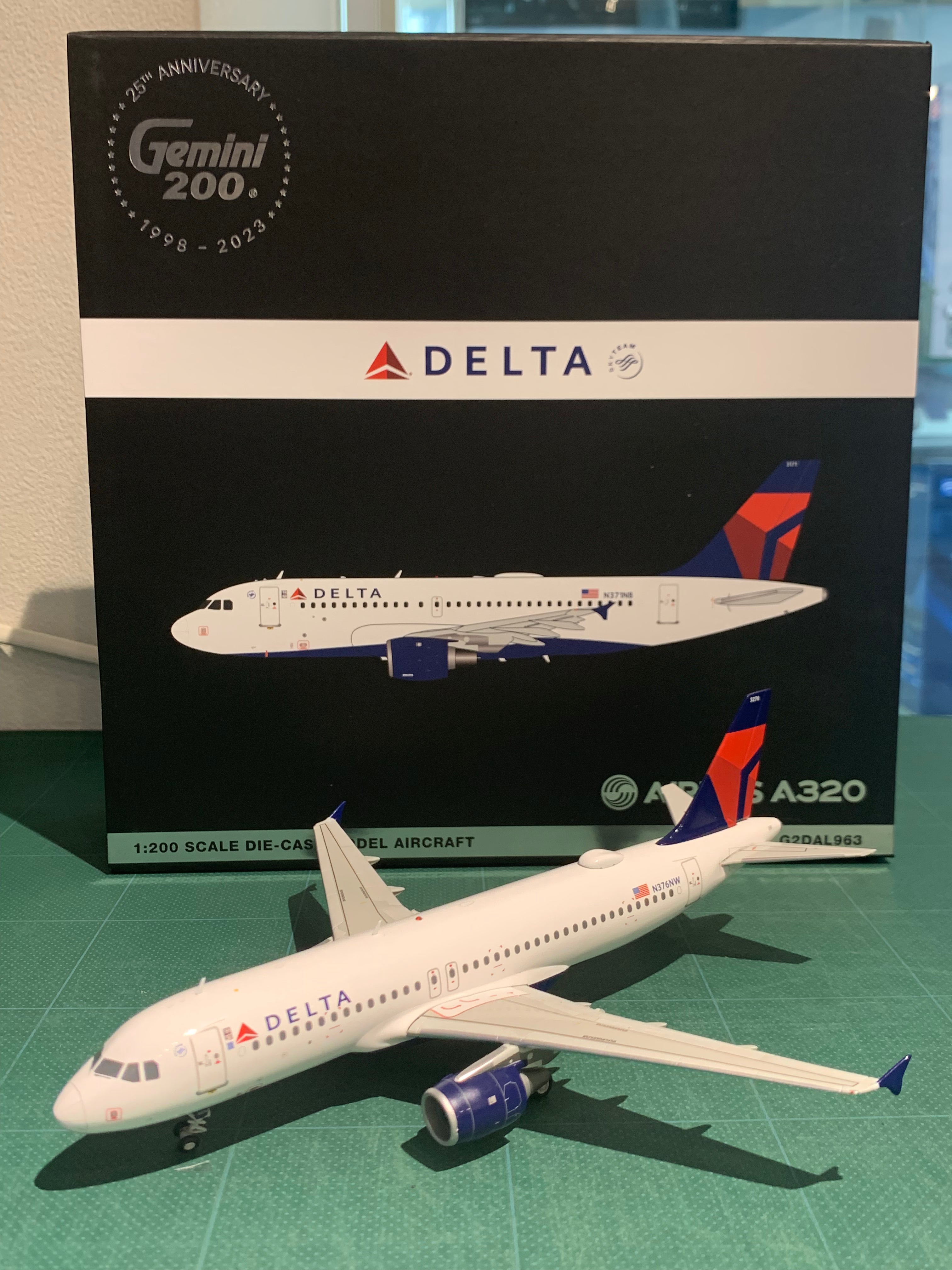 Gemini Jets 200 Airbus A320-200 Delta Airlines G2DAL328 Gemini Jets 200 Airbus A320-200 Delta Airlines G2DAL328