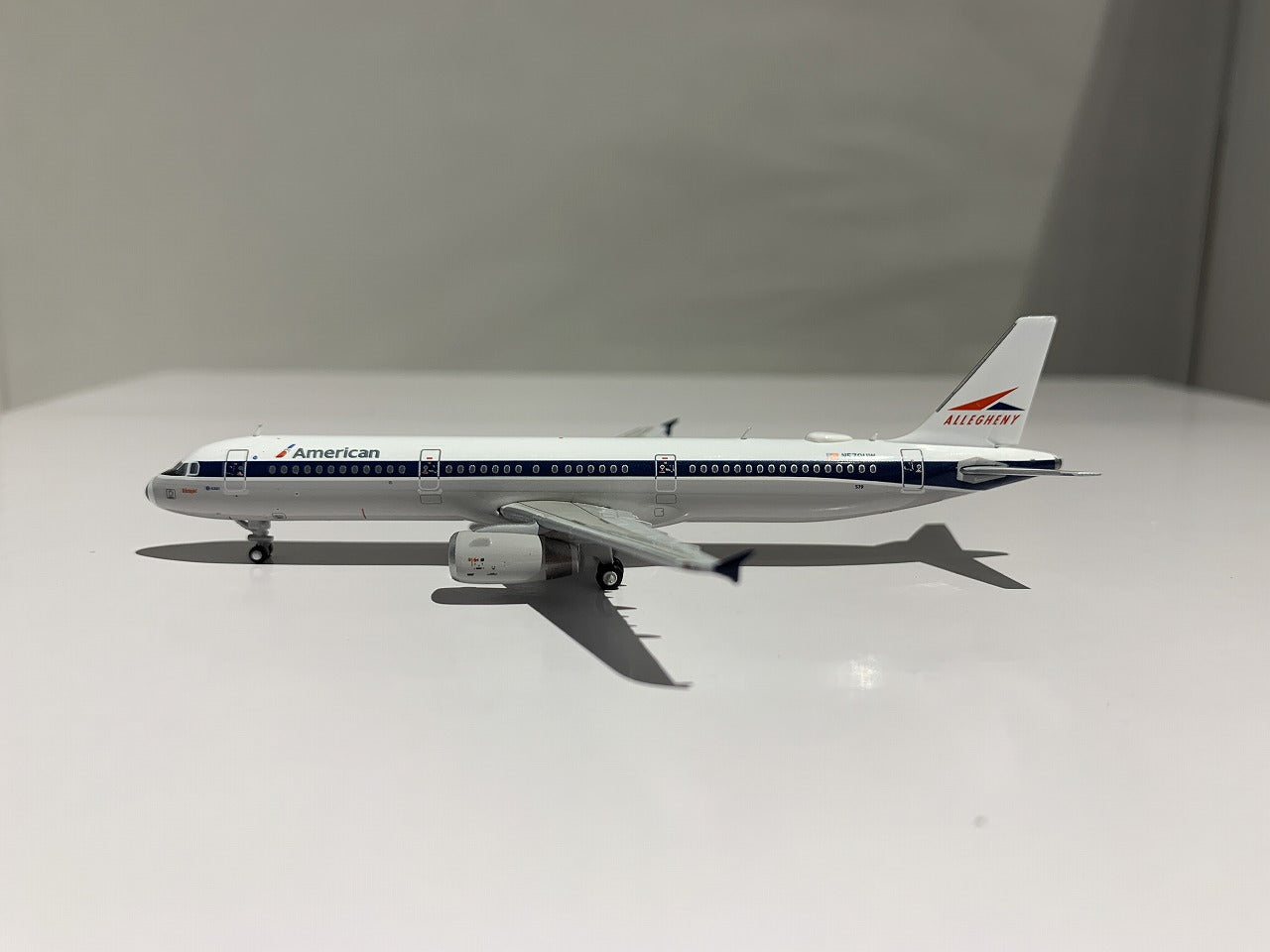 A321-200 アメリカン航空 Allegheny Heritage ｌivery N579UW 1/400[GJAAL2261]