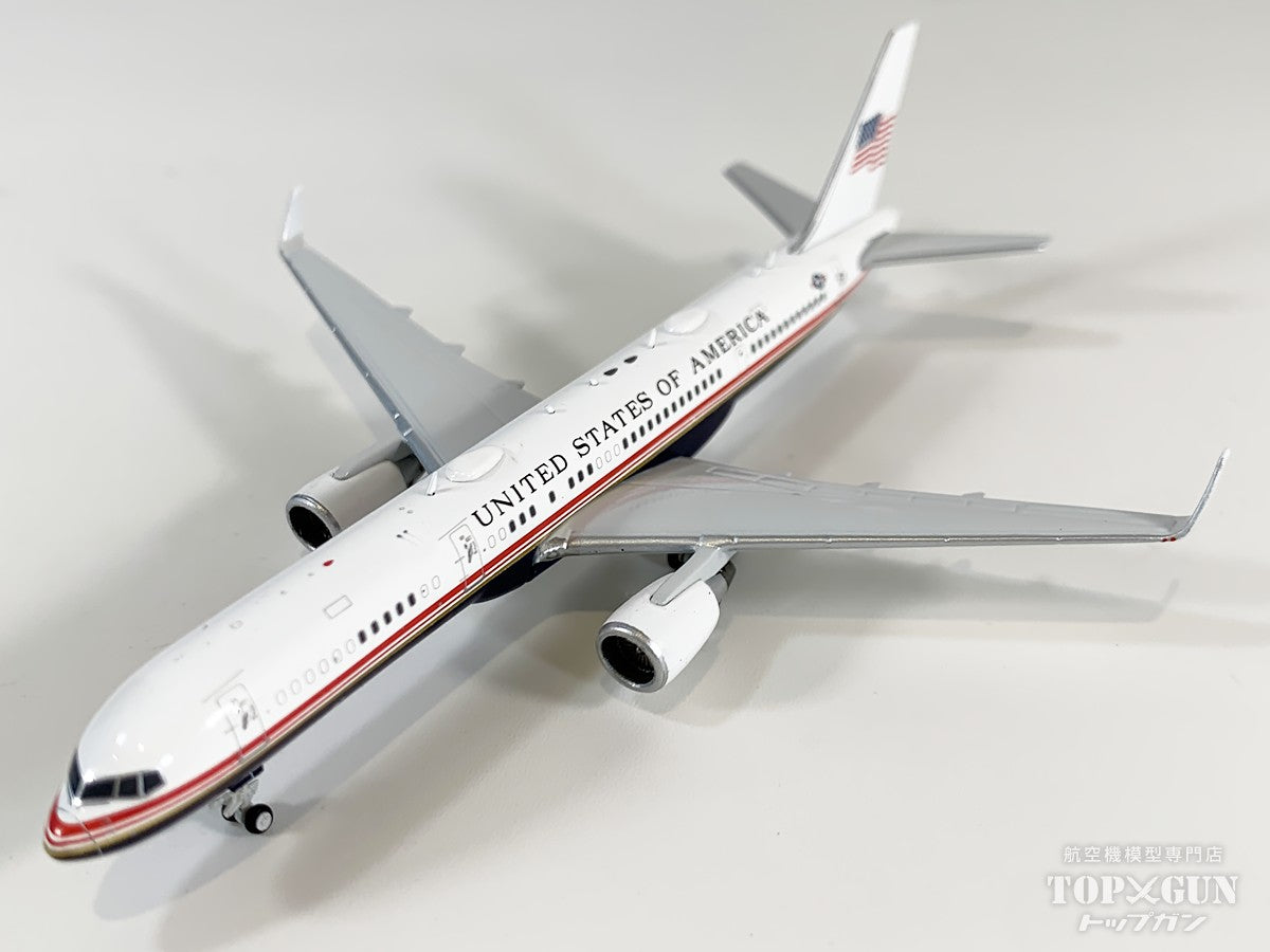 C-32A(B757-200) アメリカ空軍 「Air Force Two」 99-0003 1/400 [GJAFO2434]