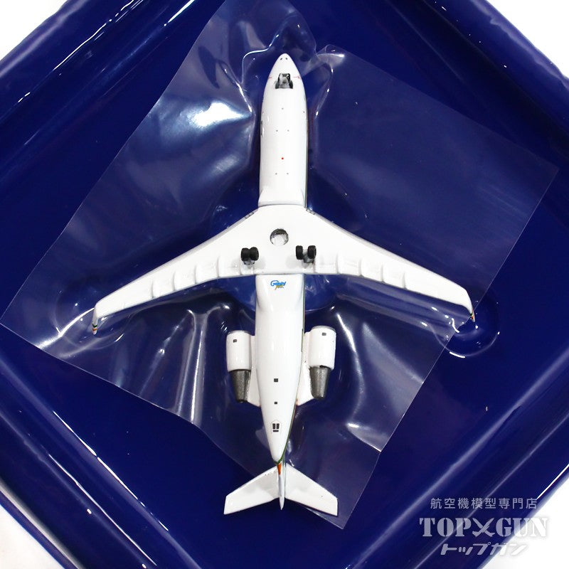 GeminiJets CRJ-200LR Air Wisconsin Retro Paint N471ZW 1/400