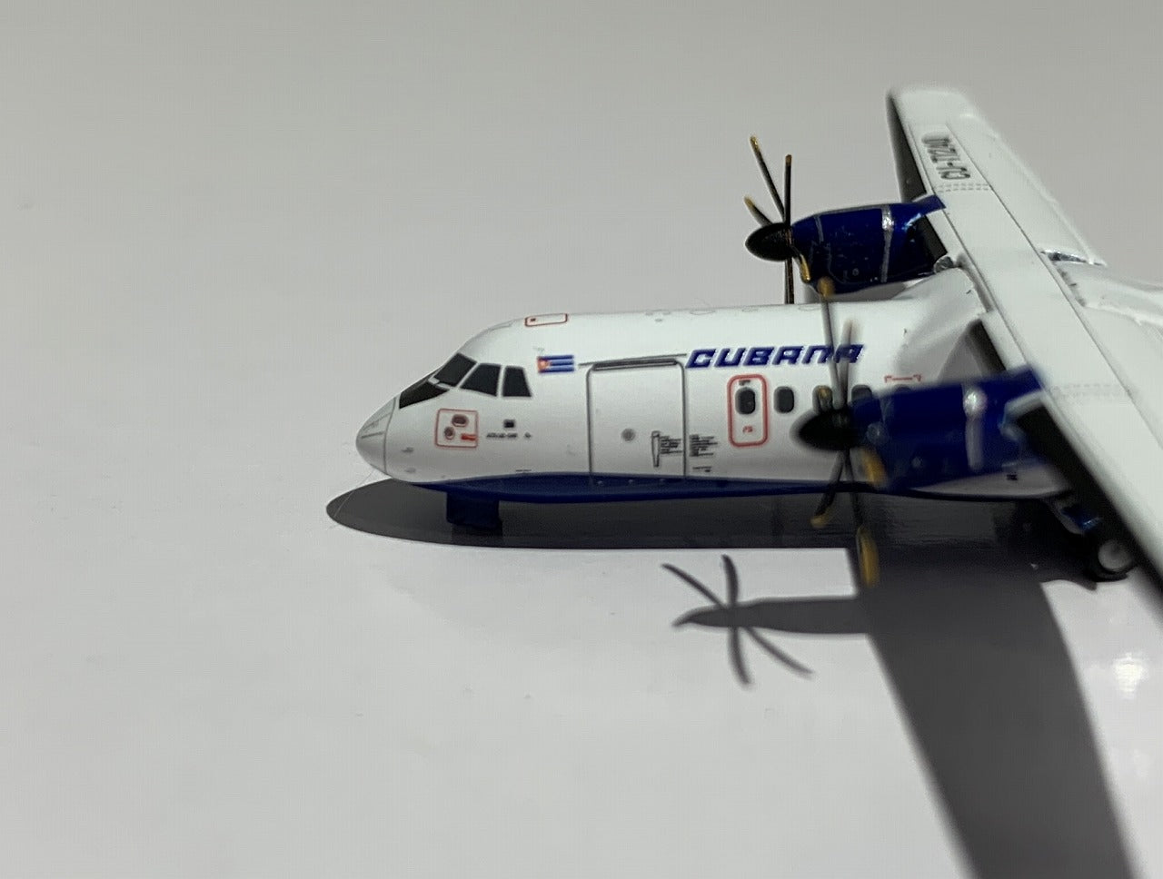 ATR 42-500 Cubana Airlines CU-T1240 1/400[GJCUB2221] 