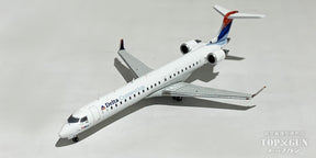 CRJ900ER デルタ・コネクション「Colors in Motion/wavy livery」N806SK 1/400 [GJDAL2253]