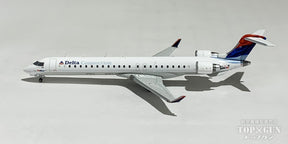 CRJ900ER デルタ・コネクション「Colors in Motion/wavy livery」N806SK 1/400 [GJDAL2253]