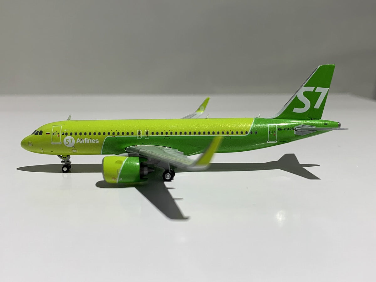 1/400 ドイツ空軍・政府専用機 A350-900 Gemini 1/500 B777