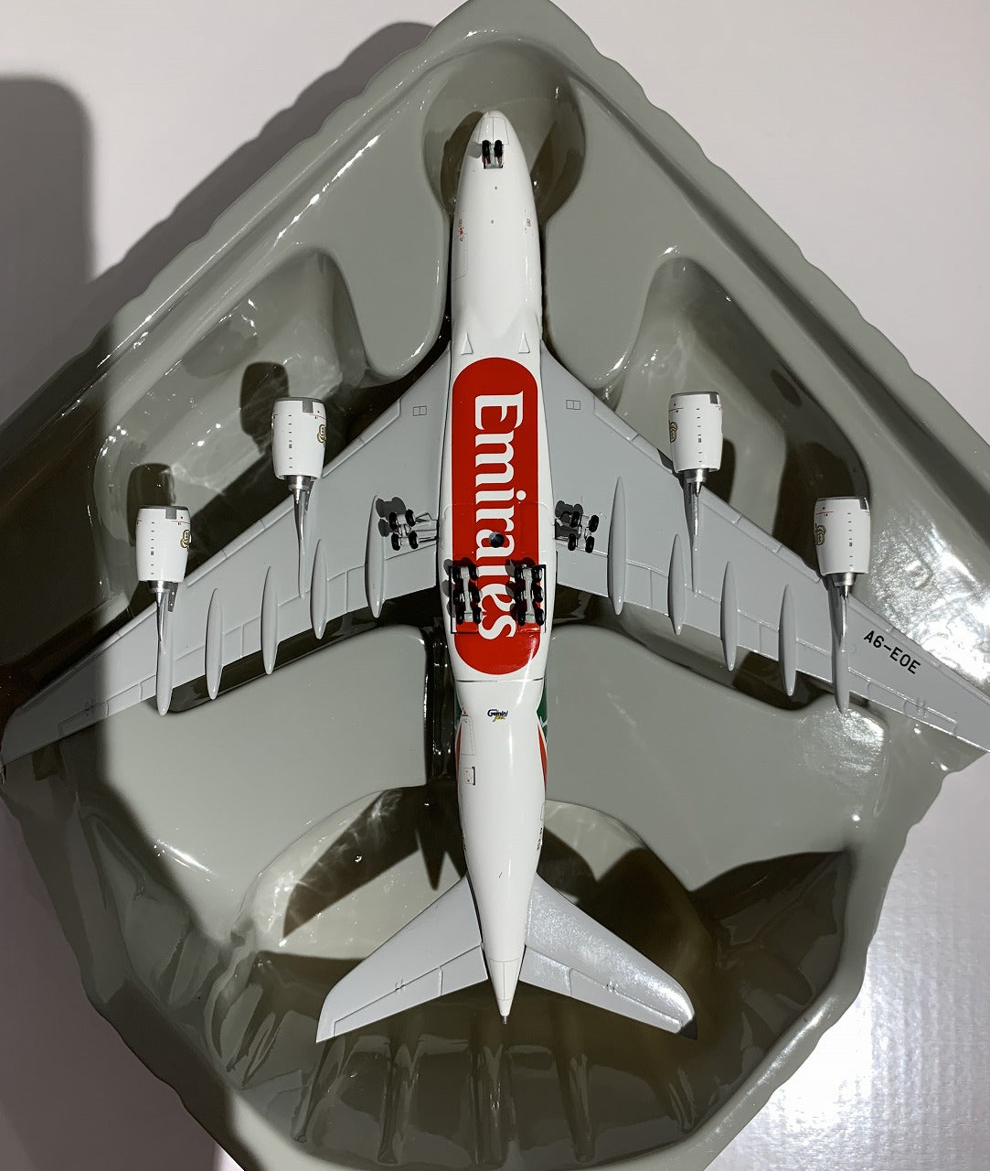 A380-800 エミレーツ航空 「Wimbledon - Official Partner」 A6-EOE 1/400[GJUAE2283]