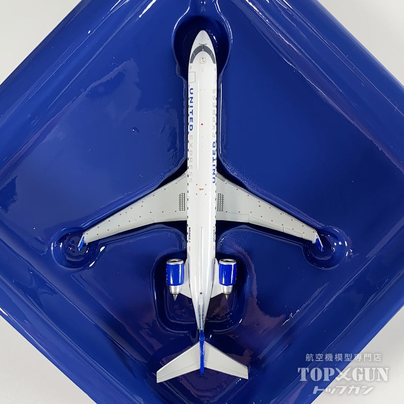 CRJ550 ユナイテッド・エクスプレス N506GJ 1/400 [GJUAL2341]