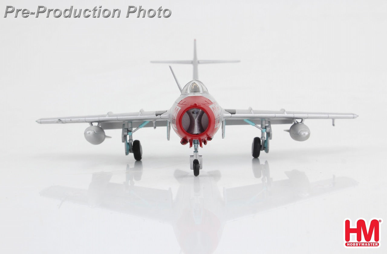 MiG-15bis ファゴット 中国義勇空軍 3番機 1/72 [HA2426]