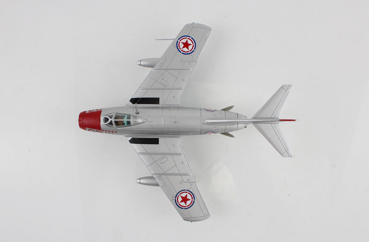 MiG-15bis ファゴット 中国義勇空軍 3番機 1/72 [HA2426]