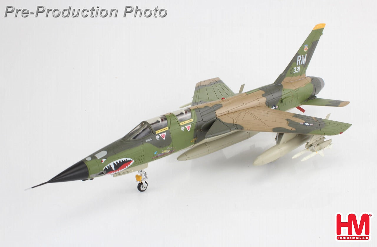 【2/21(金)発売】【予約商品】F-105F サンダーチーフ 第355戦術戦闘飛行隊 「レッドリバーショウボート」 1/72 (HM20241101) [HA2523]