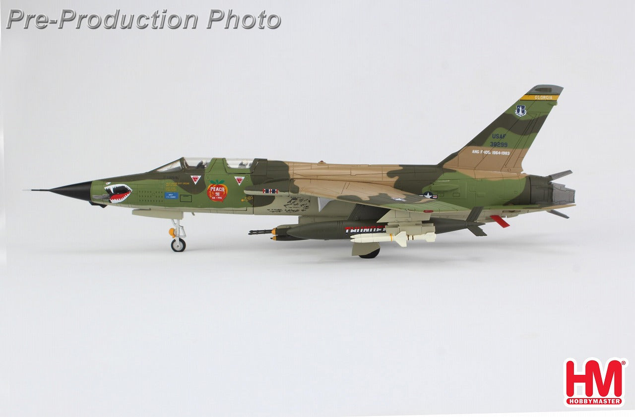 【予約商品】F-105F サンダーチーフ アメリカ空軍 第128戦術戦闘飛行隊  「ピーチ91」  ドビンズ空軍基地 1983年 63-8299 1/72 (HM20250808) [HA2553]