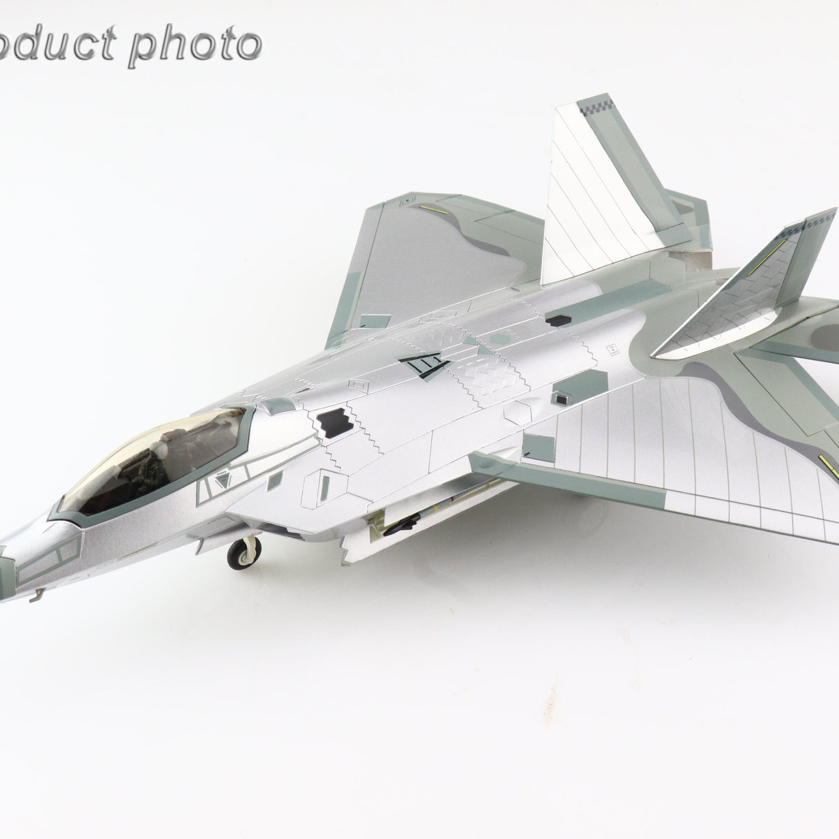 Hobby Master F-22A アメリカ空軍 第422試験評価飛行隊 ミラーコーティング塗装 ネリス基地 2021年 #04-4065 1/72  [HA2823