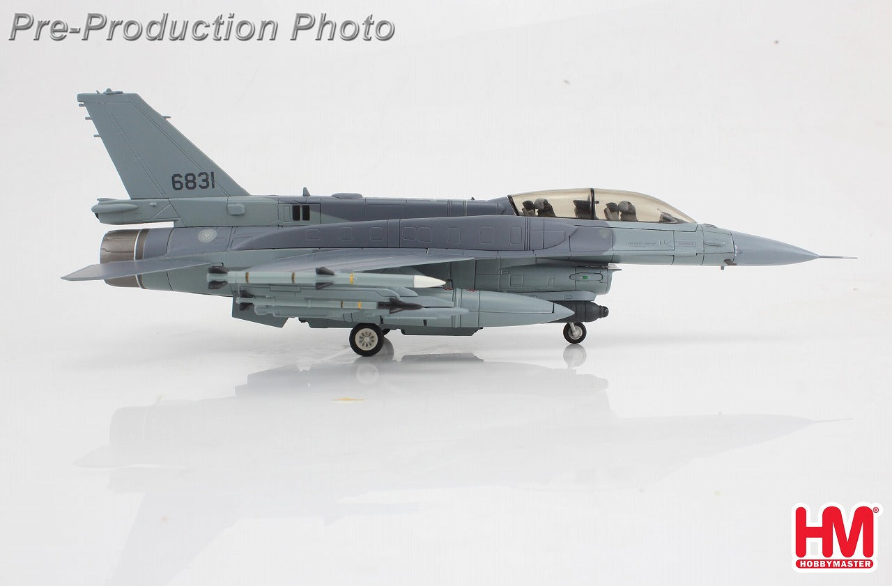 【予約商品】F-16D Block70 台湾空軍 2025年 ※IRSTポッド・GBU-39・AGM-154・AGM-88付属  6831 1/72 (HM20250718) [HA38067]
