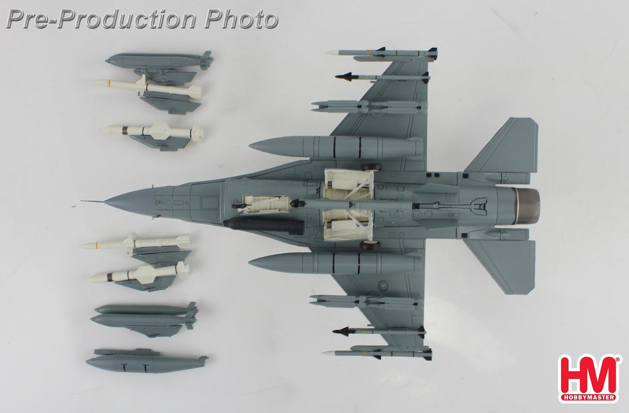 F-16D Block70 台湾空軍 2025年 IRSTポッド・GBU-39・AGM-154・AGM-88付属 6831 1/72 [HA38067]